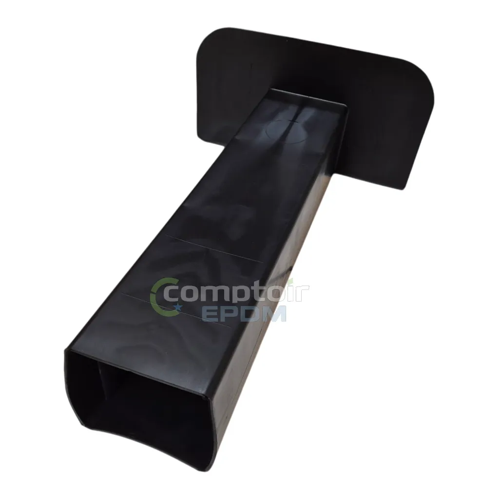 Évacuation horizontale EPDM – Sortie rectangulaire, gros plan sur l'ouverture